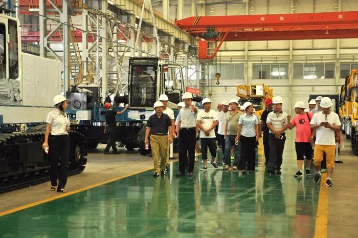 批量交车！华南区域旋挖钻战略客户一行到访百乐博重装