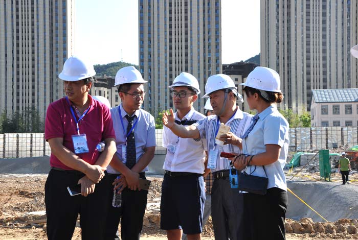 金秋送爽！百乐博重装YTR300Dmax旋挖钻机大连推介会隆重召开